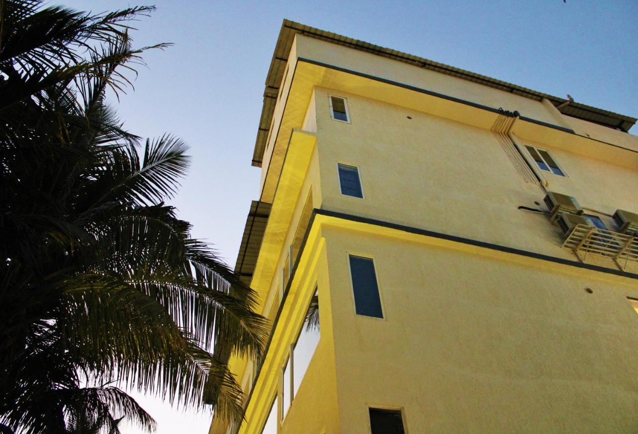 Wotel Calangute Goa Exterior foto