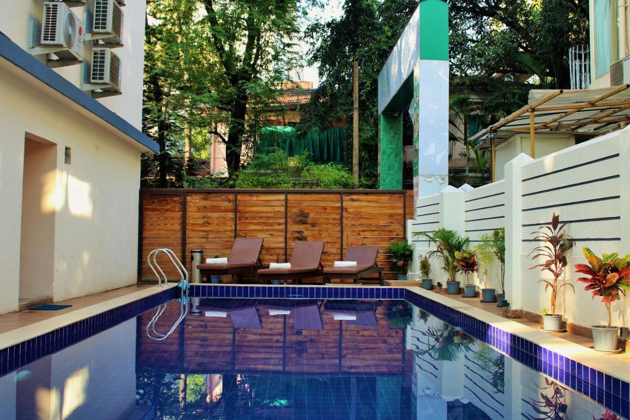 Wotel Calangute Goa Exterior foto
